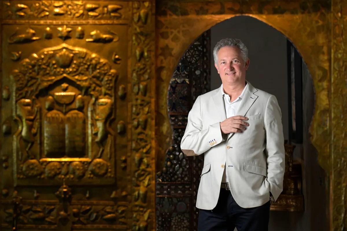 Andrea Biasca-Caroni dans sa maison d’Ascona qui a appartenu au peintre Luigi Pericle.